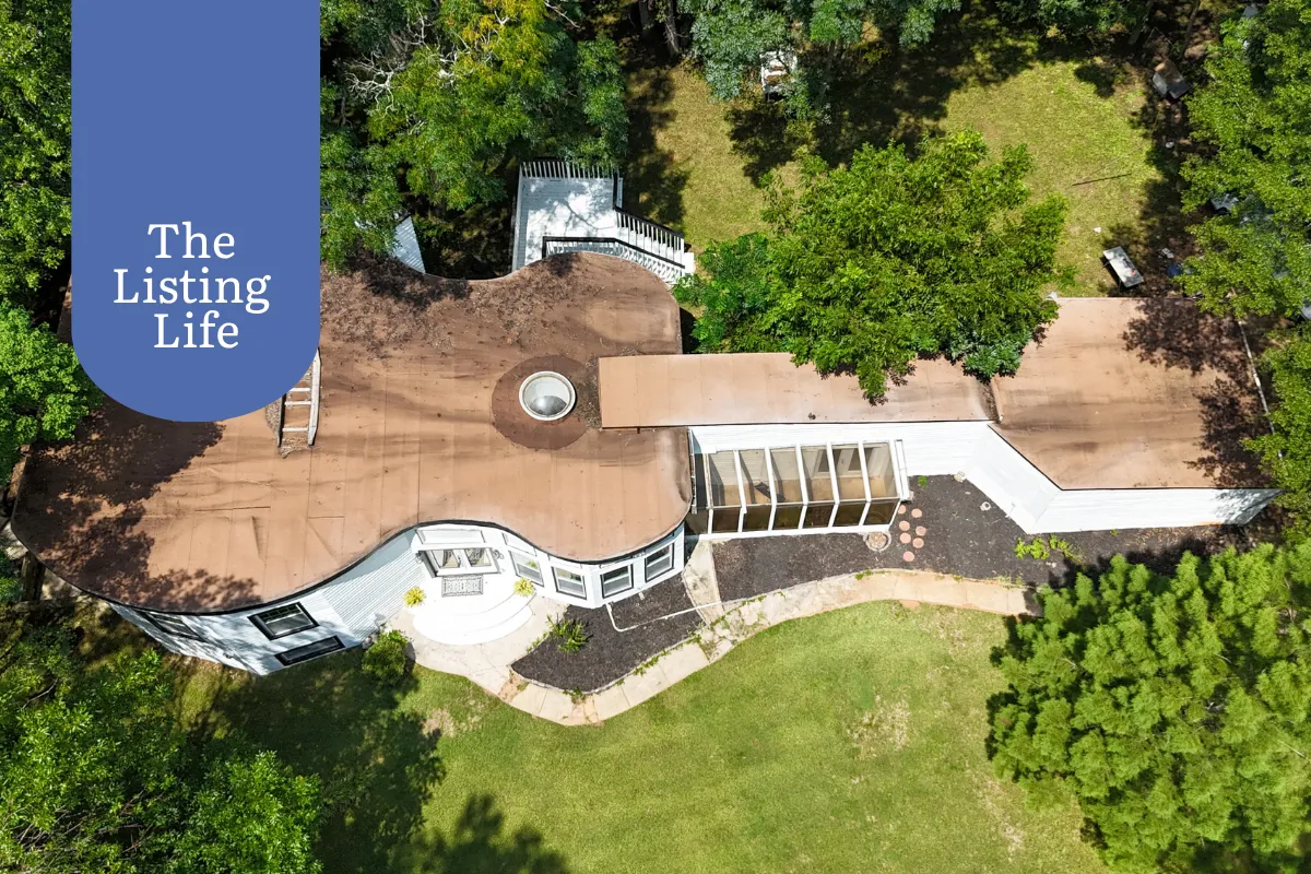 The Listing Life: A Country Singer Spent 16 Years Building This Guitar-Shaped Georgia Home 